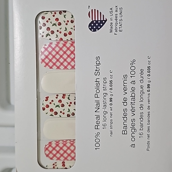 Color Street 5 Nail Polish Strips - Picture 4 of 7